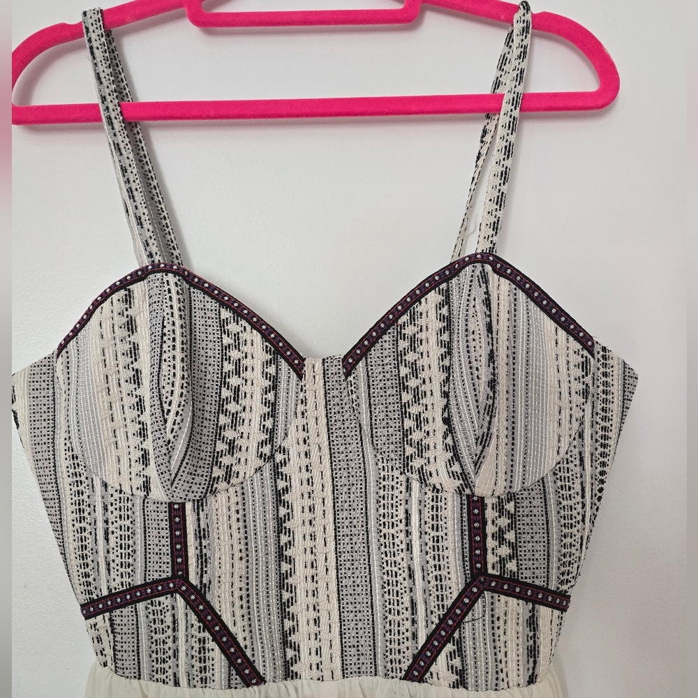 Tularosa Monochrome Patterned Romper - Picture 3 of 9